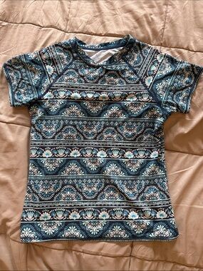 Garnet Hill Kids Blue Floral Pattern Short Sleeve Rashguard
